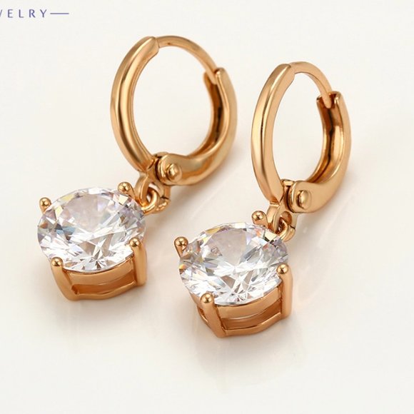 Elegant Diamond 18KGP Jewelry Set - Picture 7 of 11